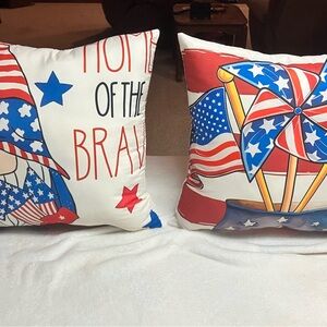 Patriotic Throw Pillow Set